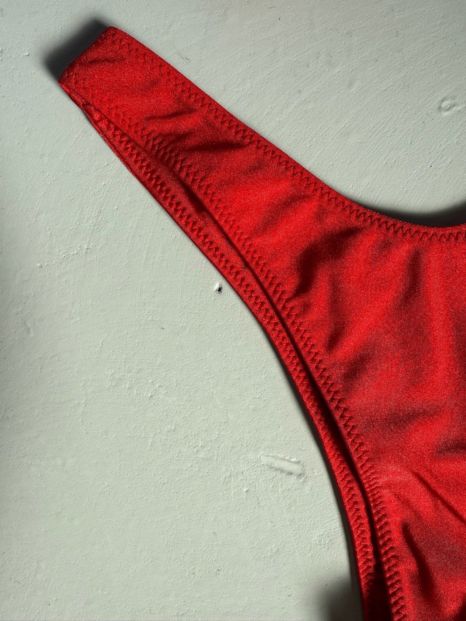 Classic High Cut Bottom - Spicy Red